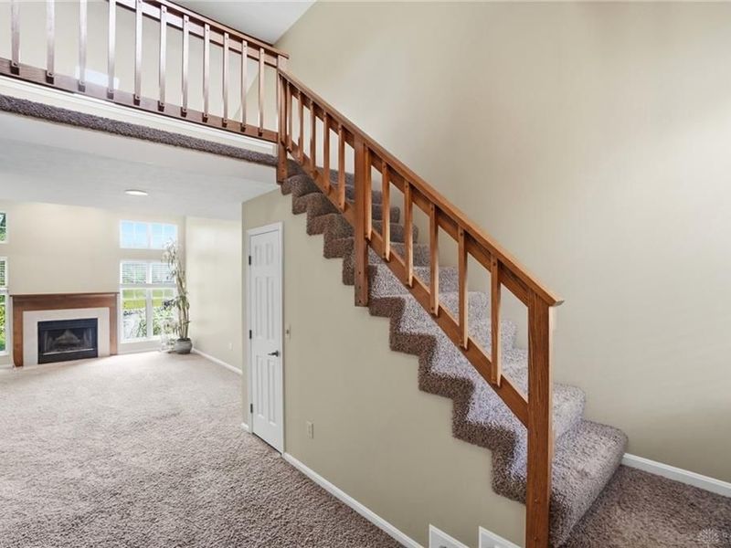 176 Queens Crossing, Unit 158, Washington Township, OH 45458 Photo 9