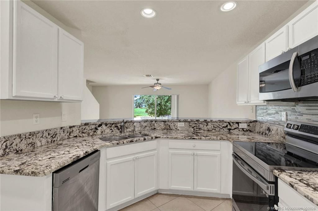 2977 SE Lexington Lakes Drive, Stuart, FL 34994 Photo