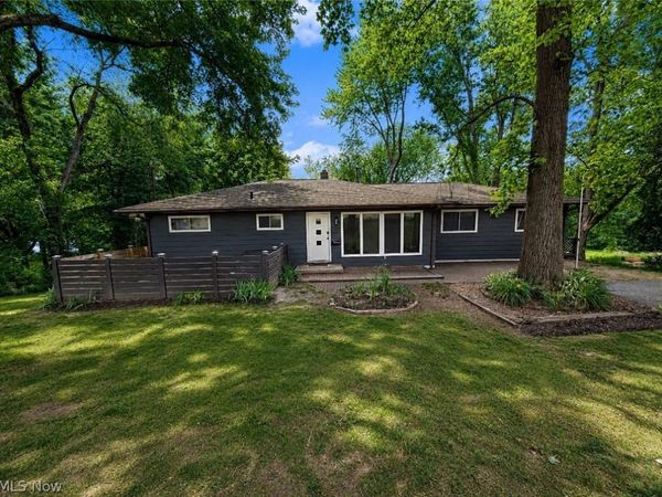 4328 Sunnybrook Road , Kent, OH 44240