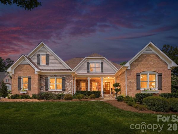 18527 Carnegie Overlook Boulevard, Davidson, NC 28036