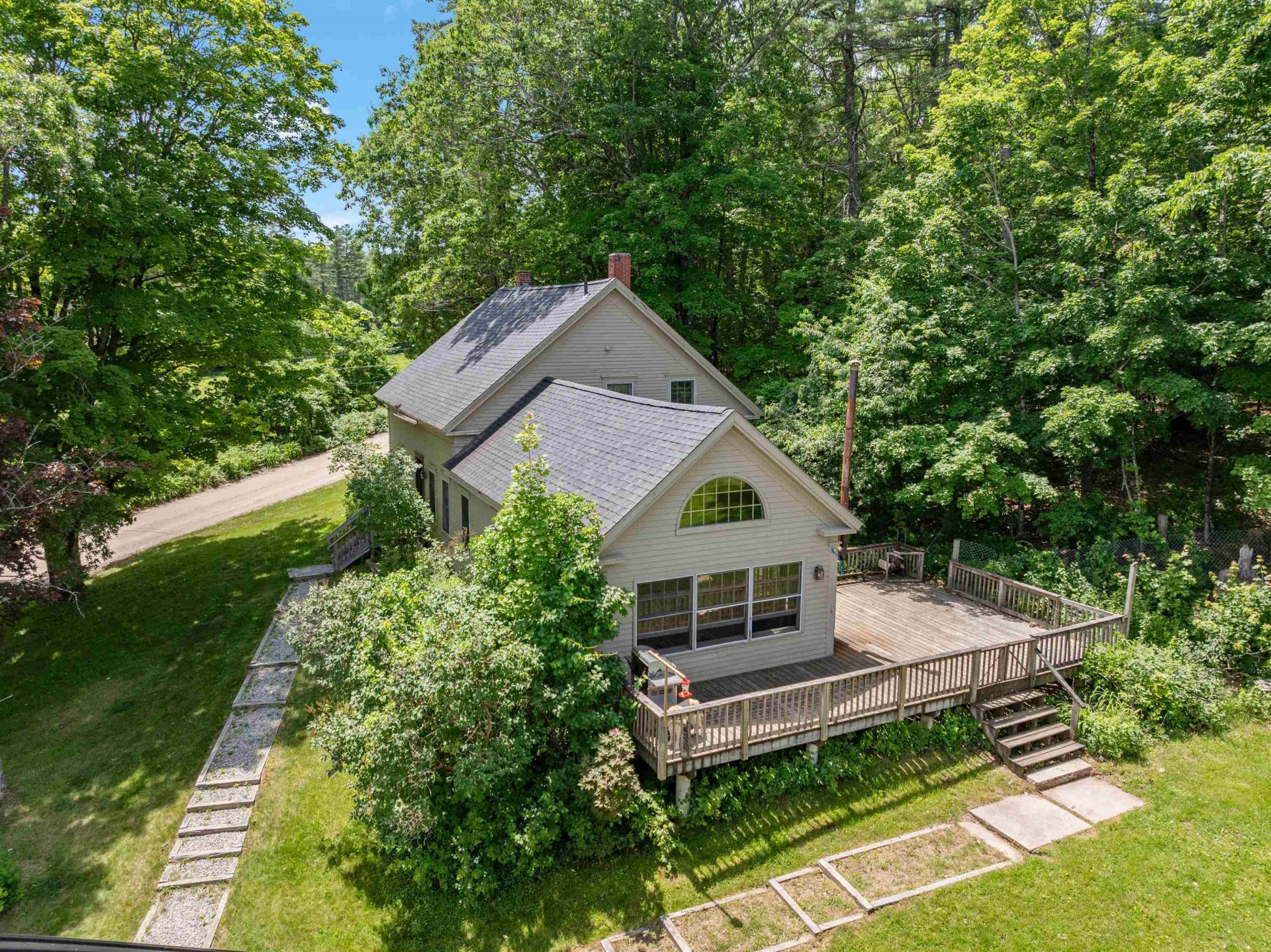 307 Calef Hill Road, Sanbornton, NH 03269 Main Photo
