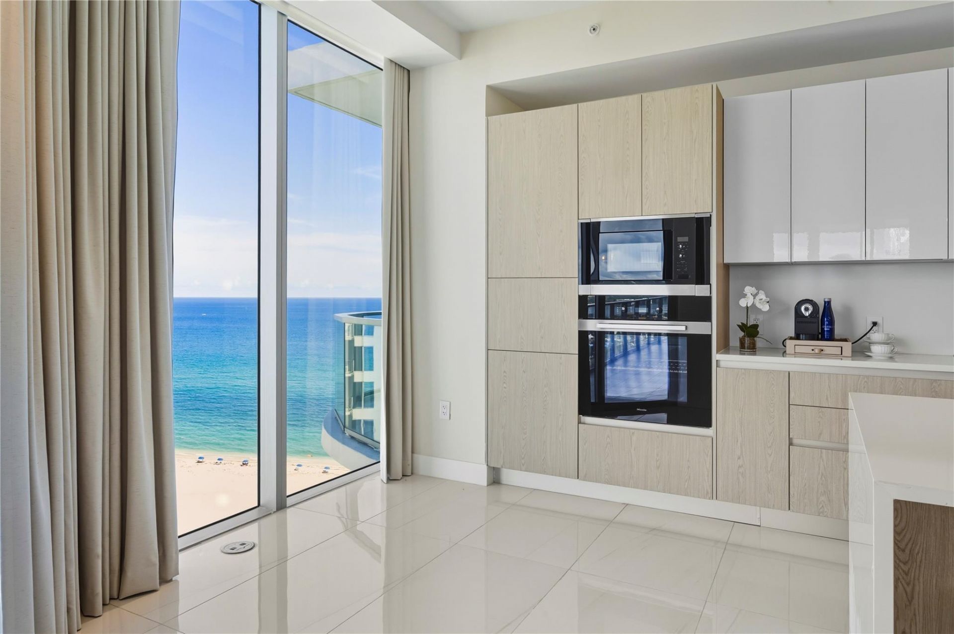 3100 N Ocean Drive, Unit P1802, Riviera Beach, FL 33404 Photo