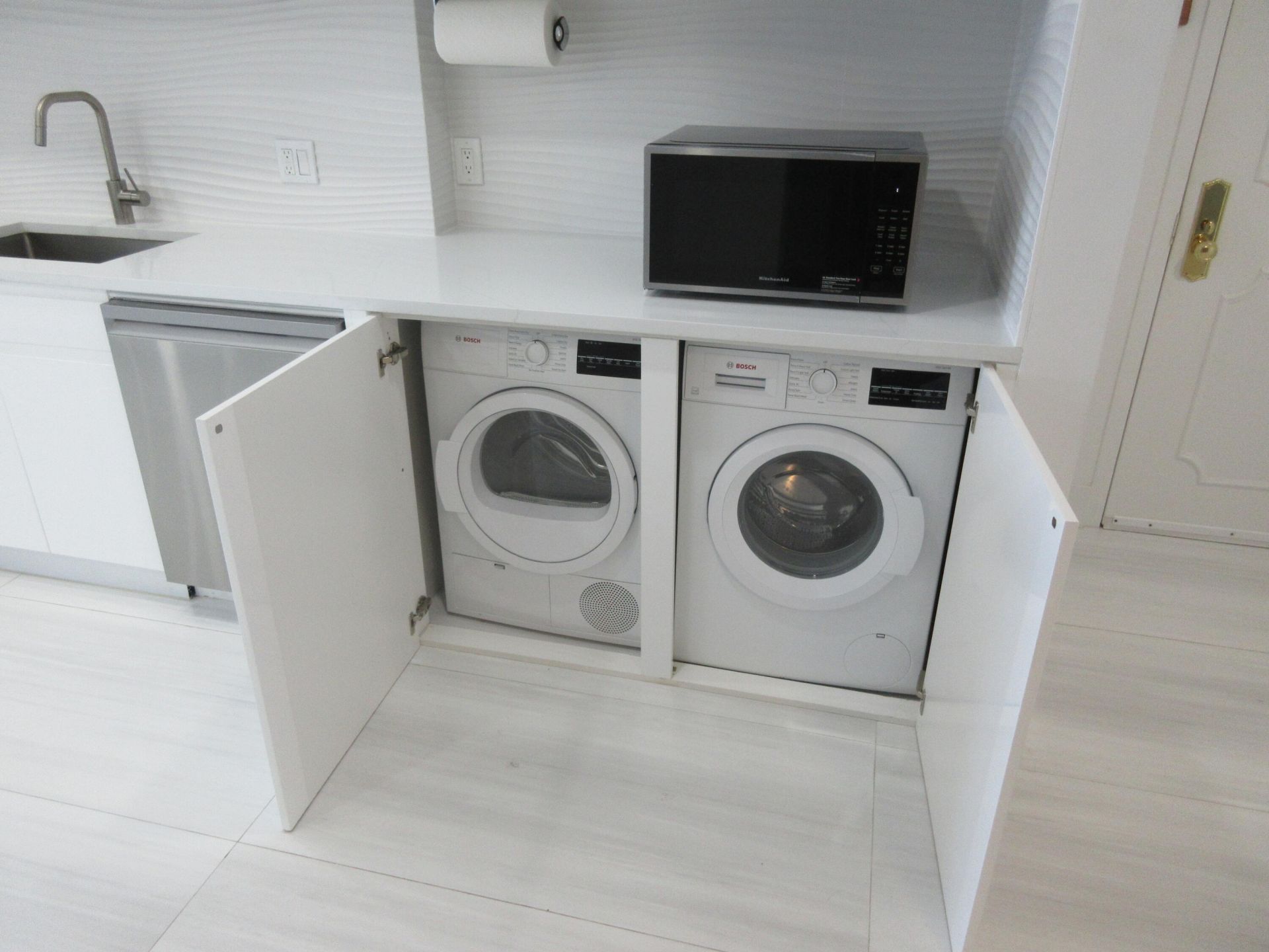 2200 S Ocean Lane, Unit 205, Fort Lauderdale, FL 33316 Photo