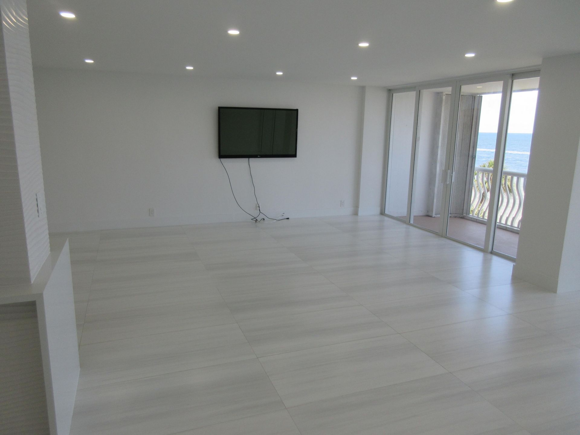 2200 S Ocean Lane, Unit 205, Fort Lauderdale, FL 33316 Photo