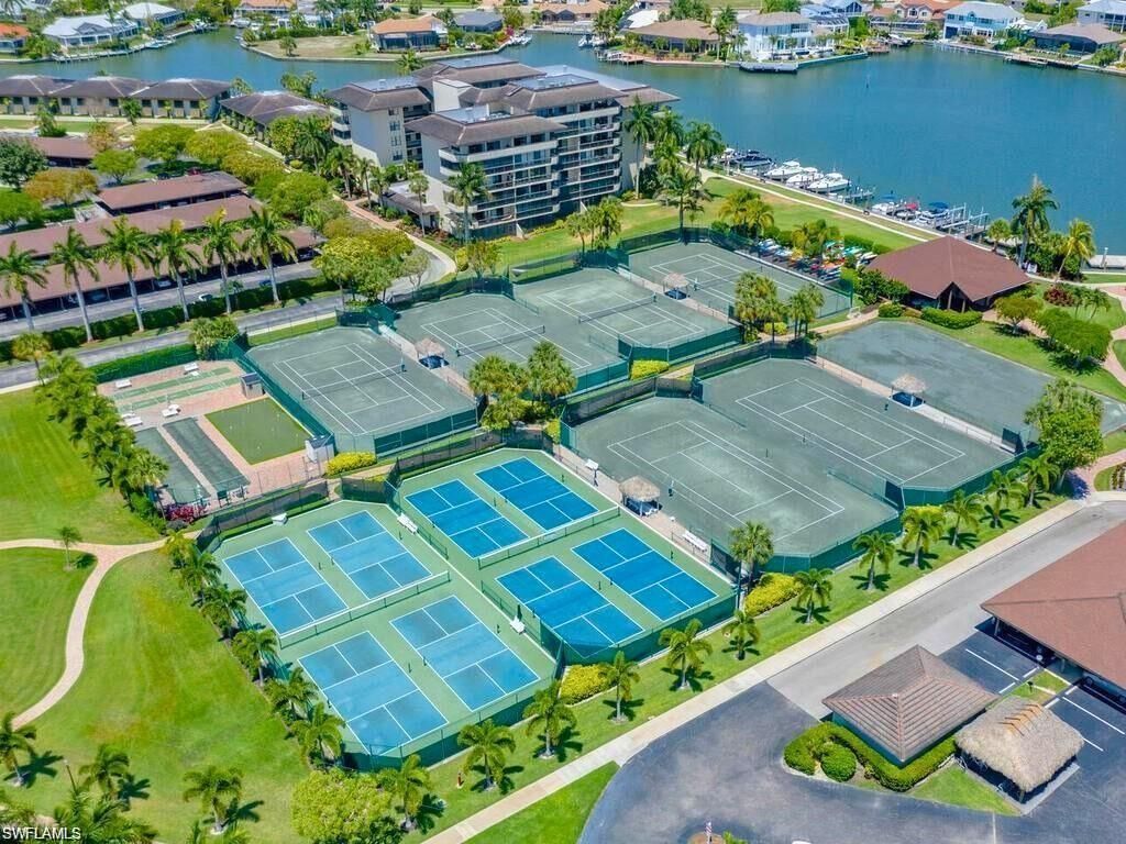 320 Seaview Ct , Unit 608, Marco Island, FL 34145 Photo