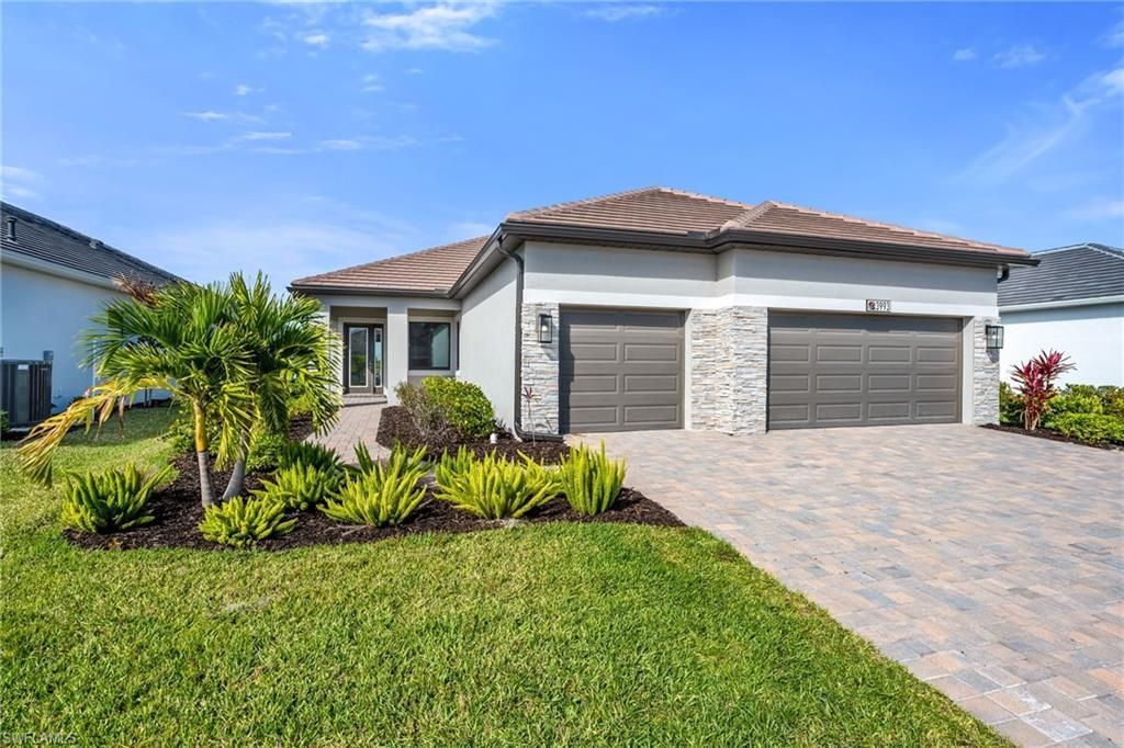 3993 Perseus St , Naples, FL 34120 Photo