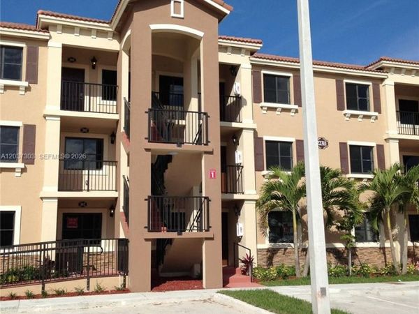 22311 SW 88th Pl, Unit 103-4, Cutler Bay, FL 33190