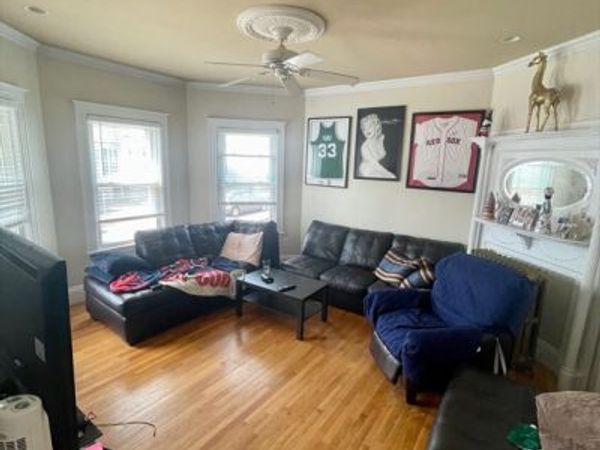 862 E 5th St, Unit 1, Boston, MA 02127