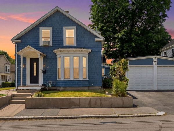 29 Fisher St, North Attleboro, MA 02760