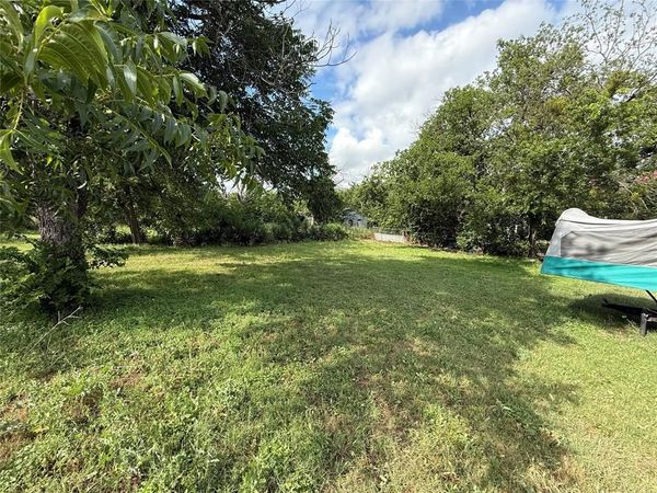 801 1/2 E Walcott Avenue , Comanche, TX 76442