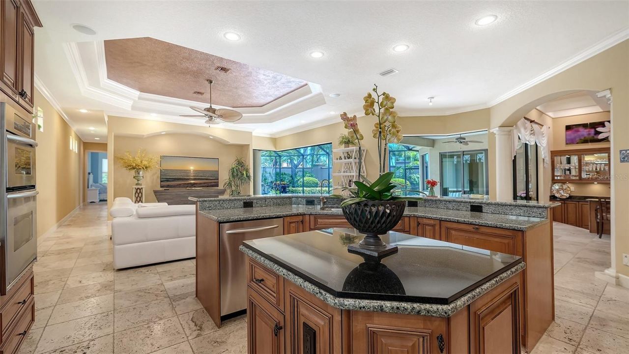 8889 Enclave Court, Sarasota, FL 34238 Photo