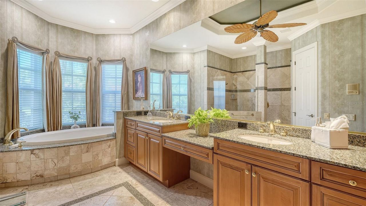 8889 Enclave Court, Sarasota, FL 34238 Photo