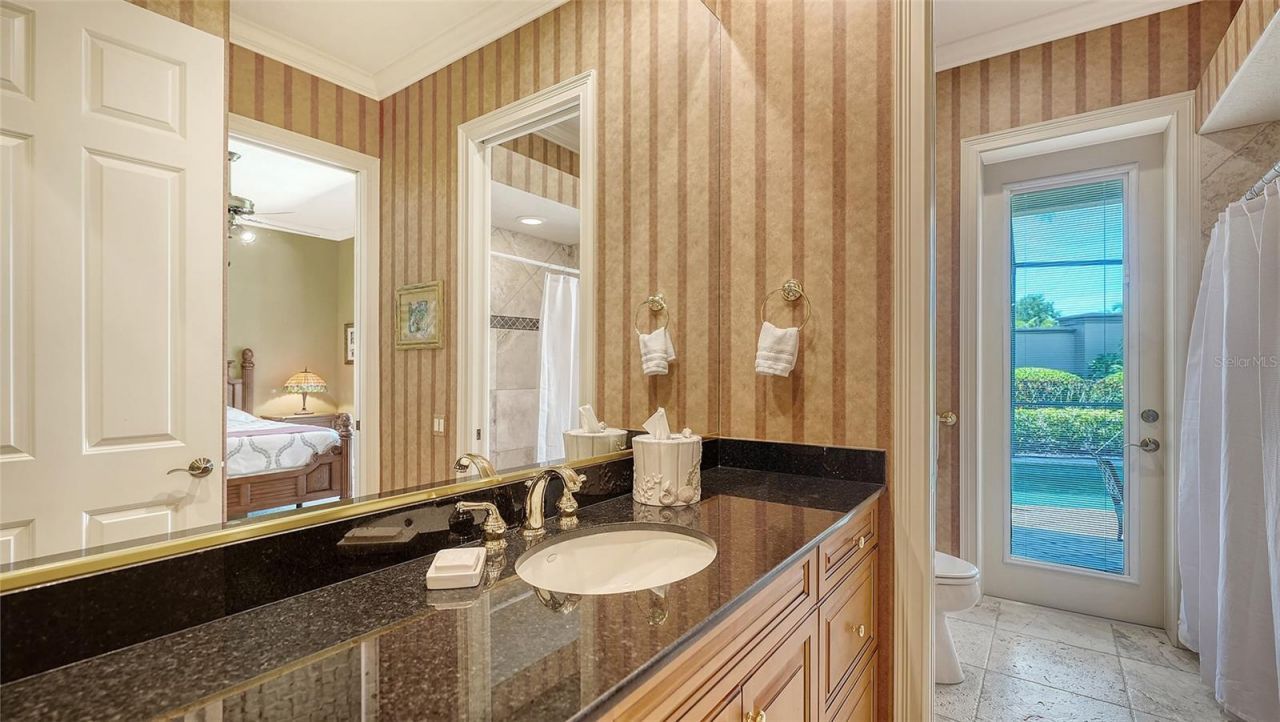 8889 Enclave Court, Sarasota, FL 34238 Photo