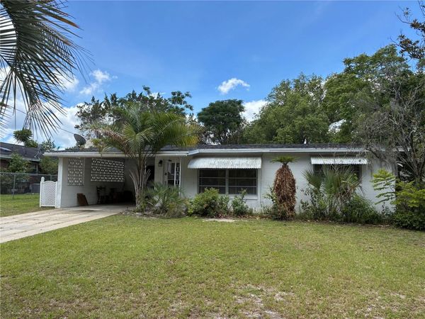 213 COLOMBA ROAD , DEBARY, FL 32713