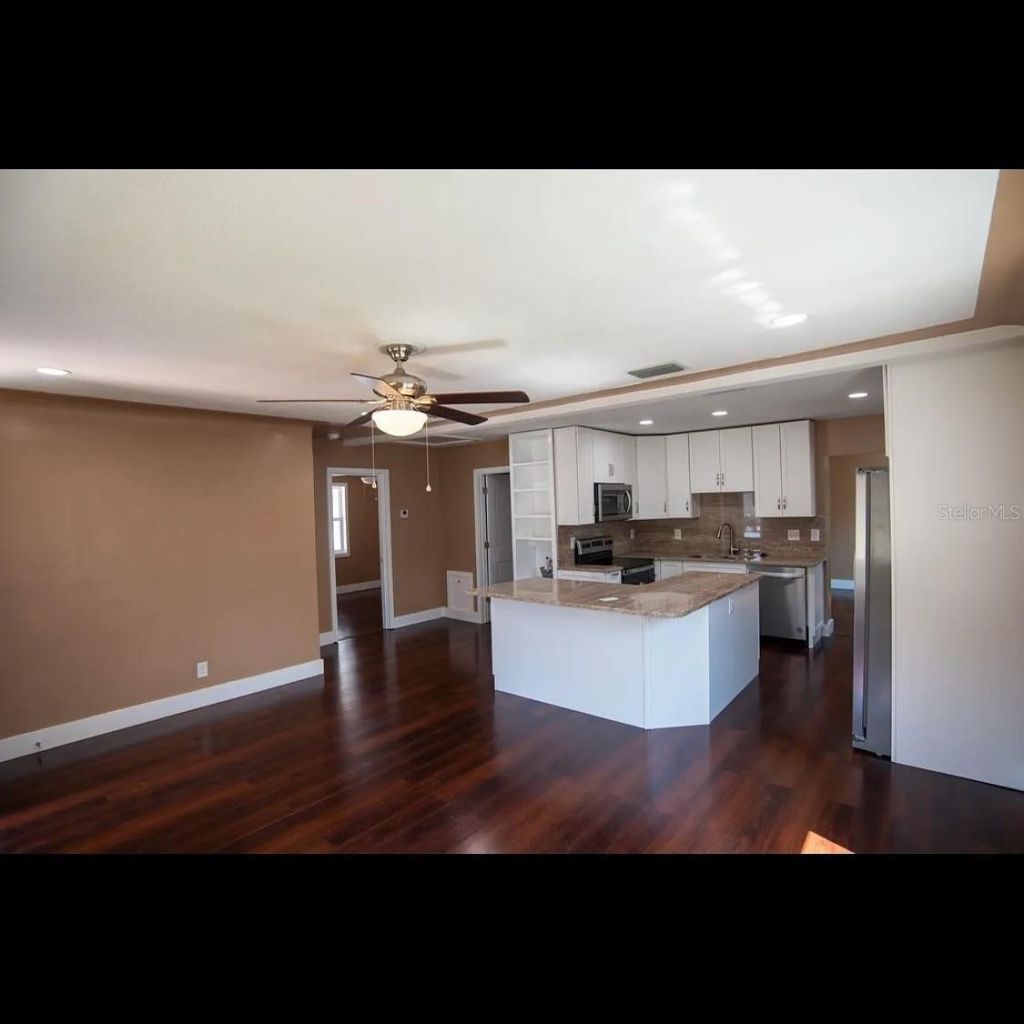 1329 34th Avenue N, Saint Petersburg, FL 33704 Photo