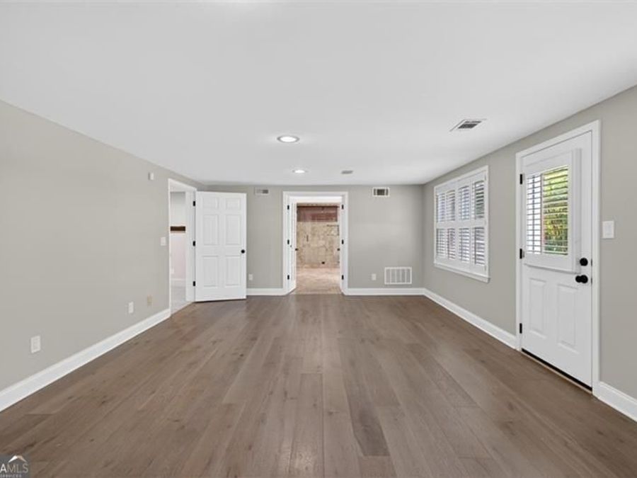 Property Image 64