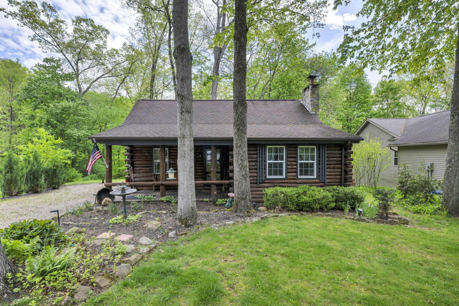 410 Apple Hill Hill N, Howard, OH 43028 Main Photo
