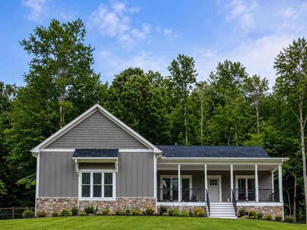 1206 Terrace DR, Salem, VA 24153