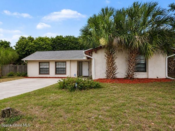 2008 Houndslake Drive, Winter Park, FL 32792