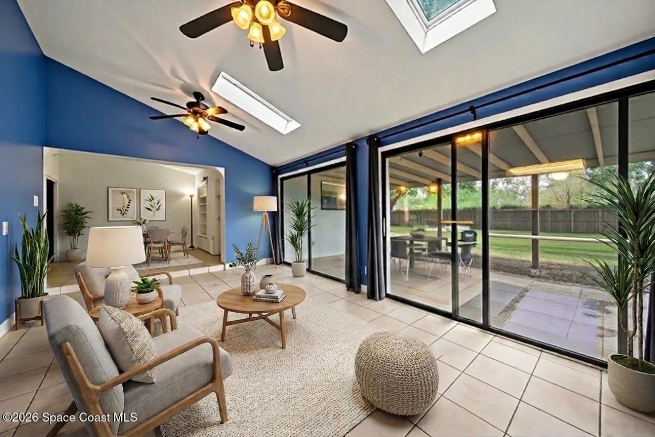 2008 Houndslake Drive , Winter Park, FL 32792 Photo