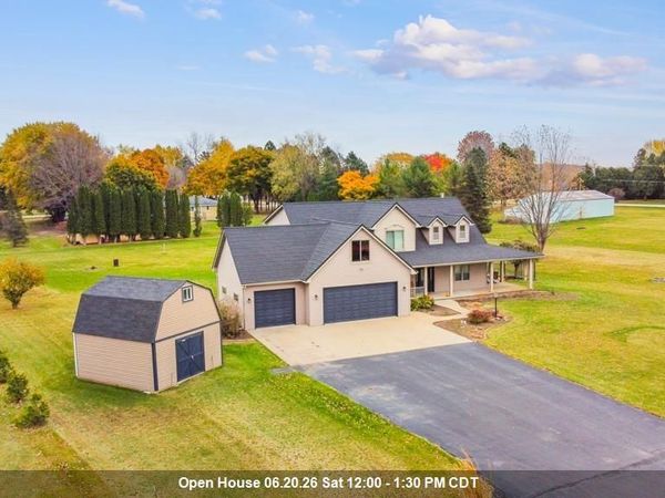 8120 CHALLENGER DRIVE, Neenah, WI 54956