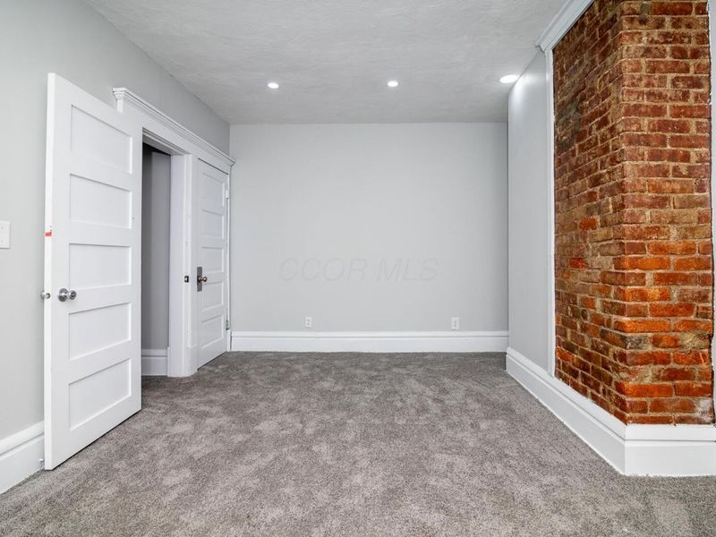418 E 17th Avenue , Columbus, OH 43201 Photo 17
