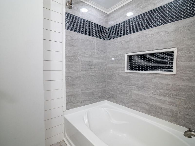 418 E 17th Avenue , Columbus, OH 43201 Photo 25