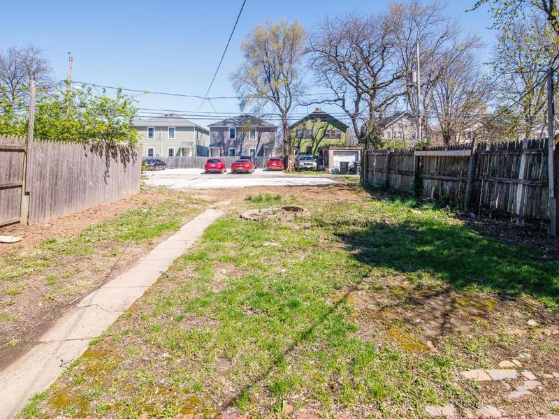 418 E 17th Avenue , Columbus, OH 43201 Photo 8
