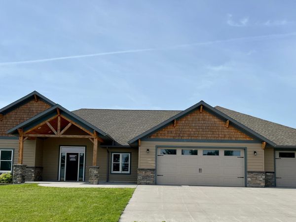 994 North Street , Wabasso, MN 56293