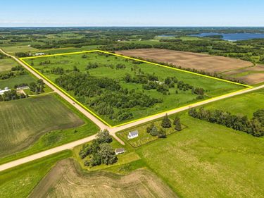 10821a 160th Street W, Kilkenny, MN 56052