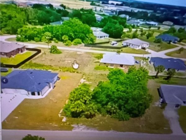 2515 Daniel AVE N, LEHIGH ACRES, FL 33971