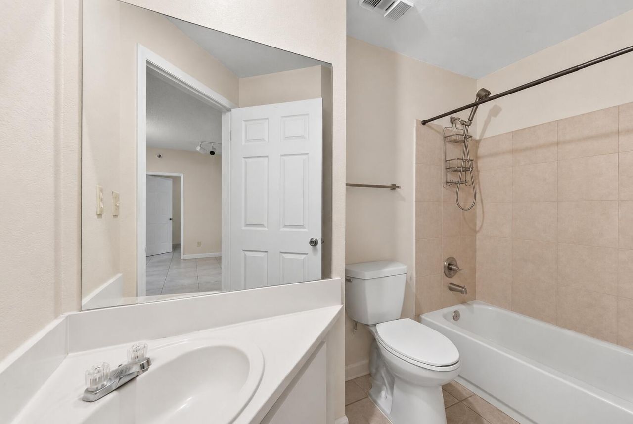 2550 SW 18th Terrace, Unit 2103, Fort Lauderdale, FL 33315 Photo