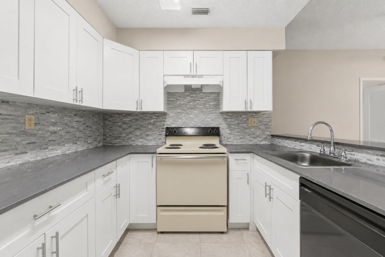 2550 SW 18th Terrace, Unit 2103, Fort Lauderdale, FL 33315 Photo