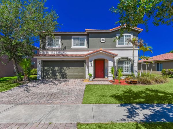 2020 SW Newport Isles Boulevard, Port Saint Lucie, FL 34953