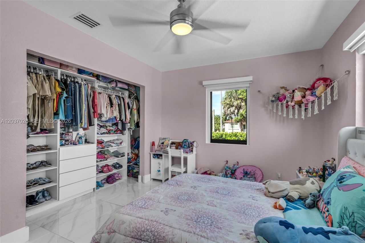 11 W 59th St , Hialeah, FL 33012 Photo