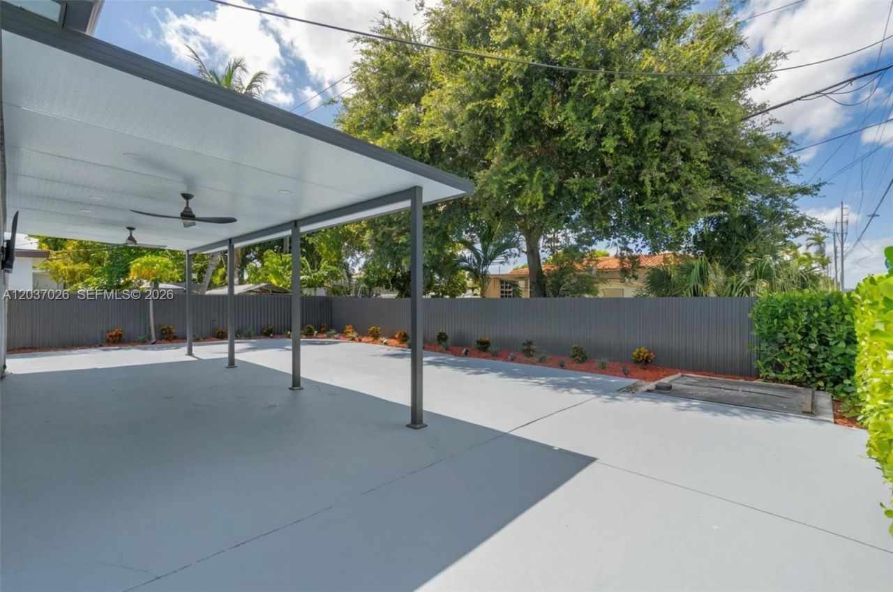 11 W 59th St , Hialeah, FL 33012 Photo