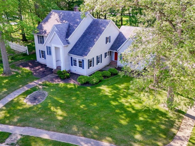 701 Kennedy Drive, Willard, OH 44890 Photo 3