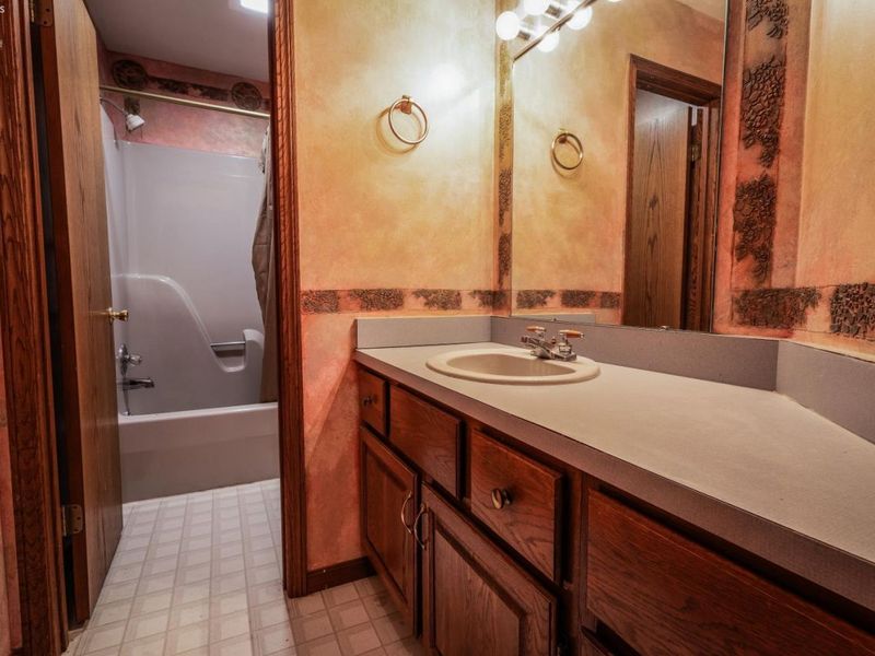 701 Kennedy Drive, Willard, OH 44890 Photo 35
