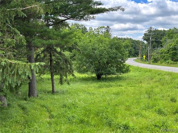 5131 State Route 21, Canandaigua, NY 14424