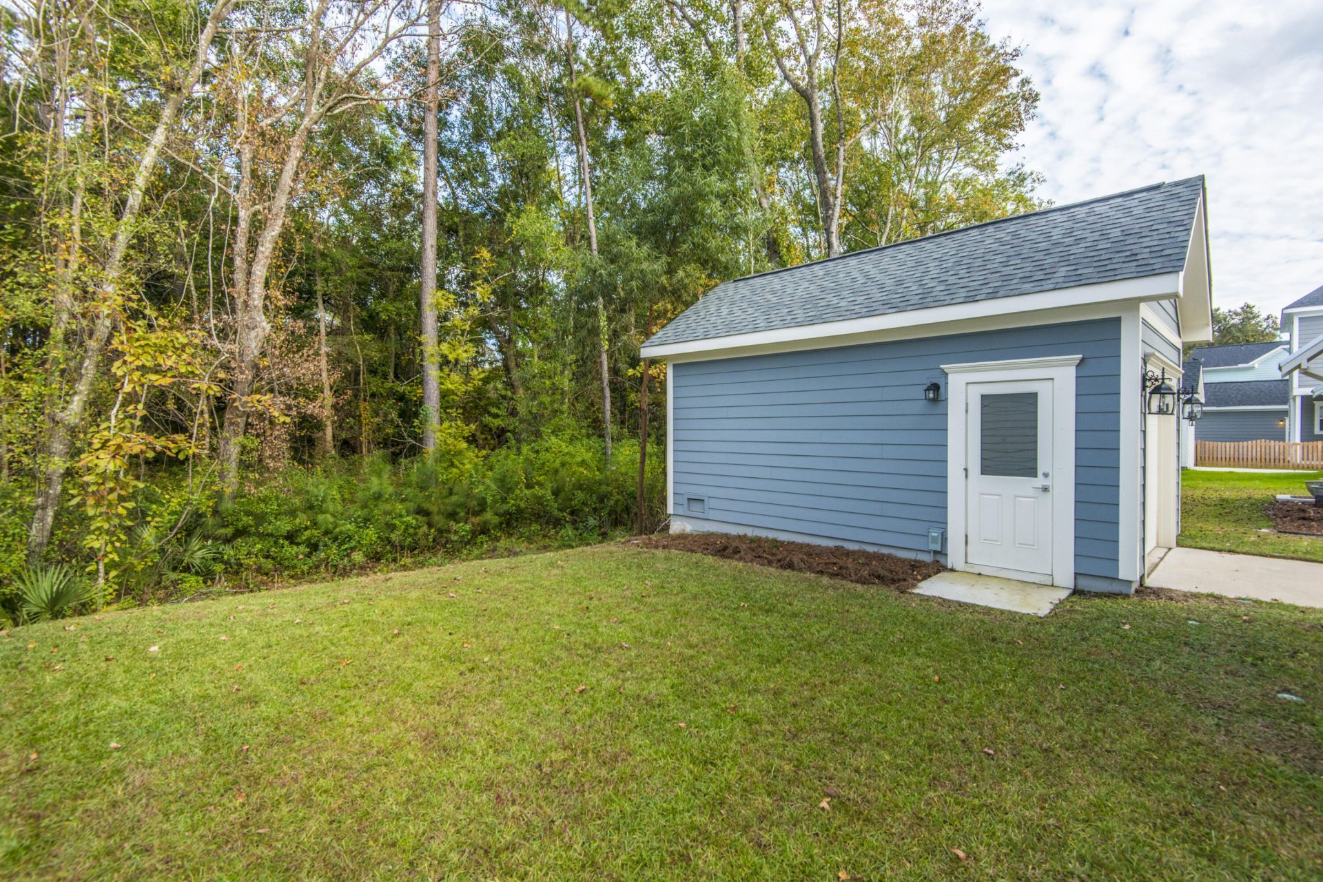 2000 Fleming Woods Road Photo 22