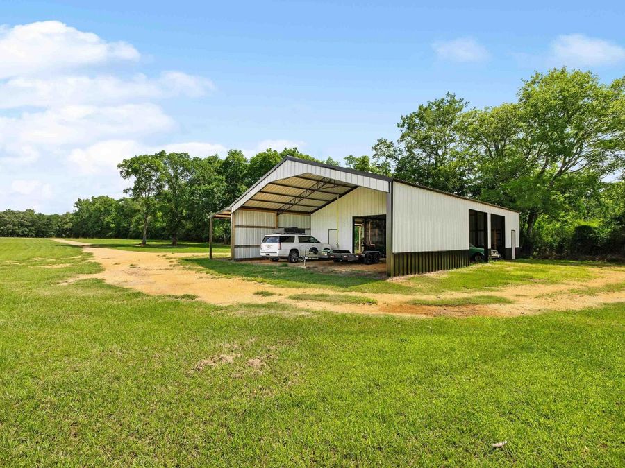 Property Image 39