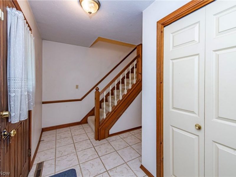 587 Red Rock Drive , Wadsworth, OH 44281 Photo 34