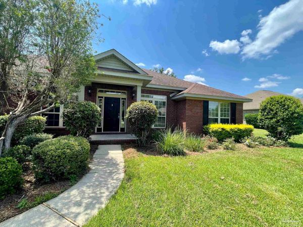 5503 Huntingdon St, Milton, FL 32571