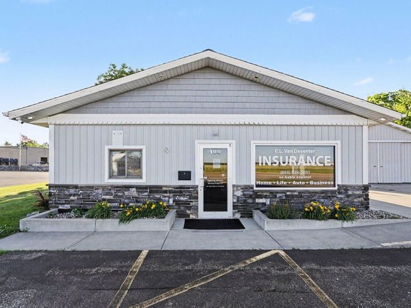 100 Helmer Road N, Battle Creek, MI 49037