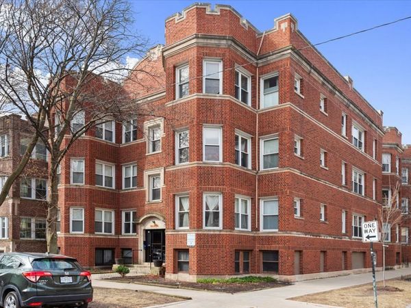 6656 N Newgard Avenue , Unit 1, Chicago, IL 60626