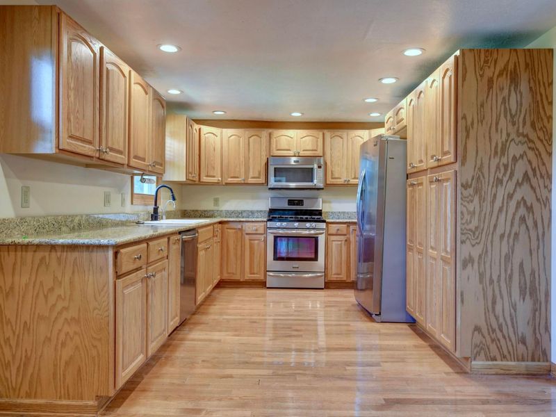 3993 Wadsworth Road , Norton, OH 44203 Photo 12