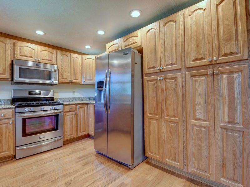 3993 Wadsworth Road , Norton, OH 44203 Photo 14