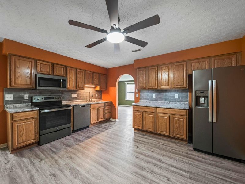 5918 Morrissey Street, Unit 5918D, Columbus, OH 43232 Photo 1