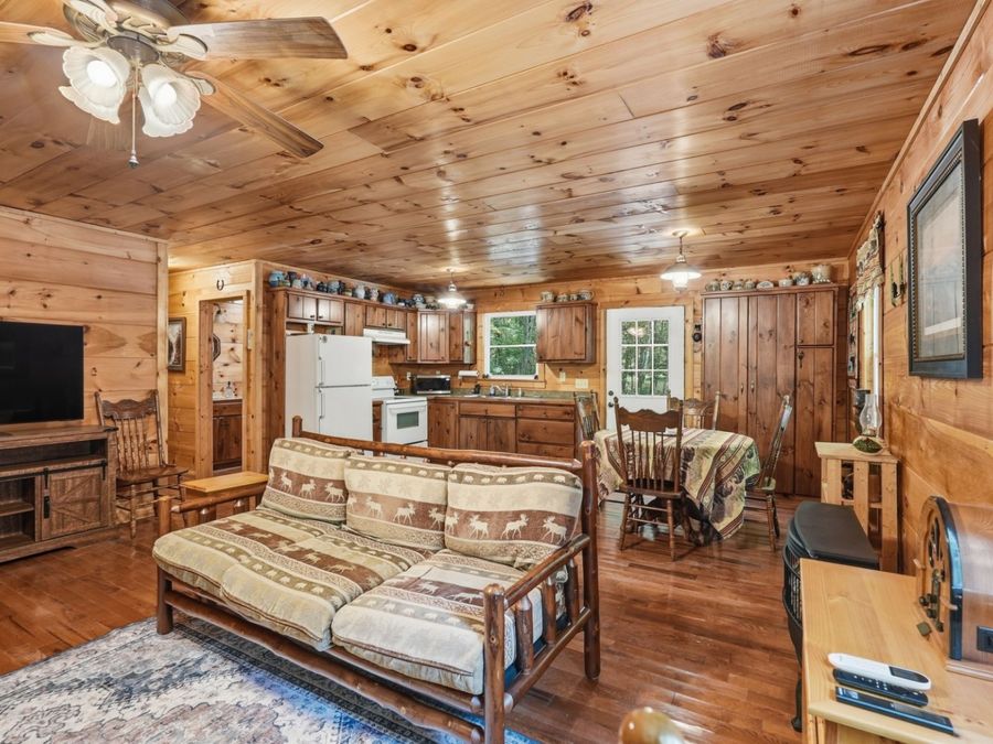 Property Image 8