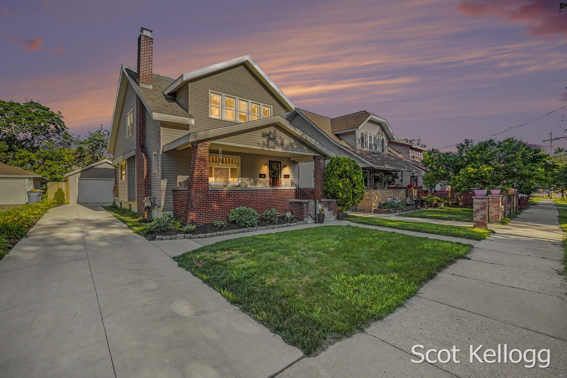 1821 Collins Avenue Se, Grand Rapids, MI 49507 Main Photo